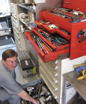 Using an eductor allows departments to batch-mix FireIce gel for storage in an apparatus booster tank.