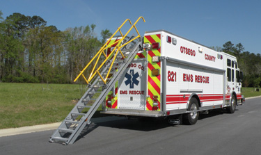 (2) VT Hackney built this combination rescue and EMS vehicle for the Otsego County (MI) Fire Department. The unit carries Hackney's proprietary automatic deploying roof staircase.