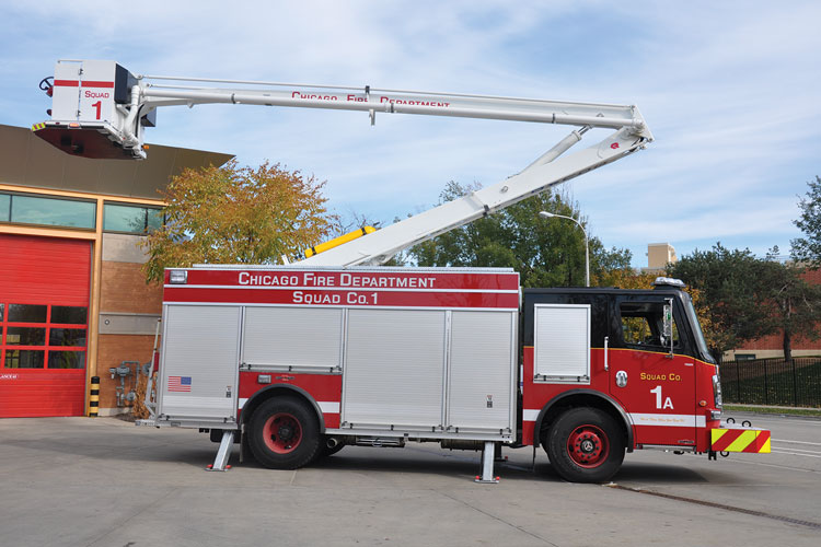 6 Four A-style outriggers, two in the center of the truck and two at the rear, support the ACP-55 rescue squads when the aerials are raised. 