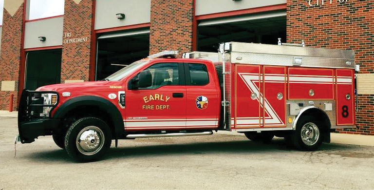 Fouts Bros.—Early (TX) Fire Department wildland mini pumper. Ford F-550 extended cab and chassis; Power Stroke 300-hp engine; Darley 2BE24K 390-gpm pump with diesel engine; 250-gallon polypropylene tank; 12-gallon foam cell; FoamPro 2001 single-agent foam system; Whelen Pioneer telescoping pole scene lights. Dealer: Junior Ingram, Fouts Bros., Lagrange, TX.