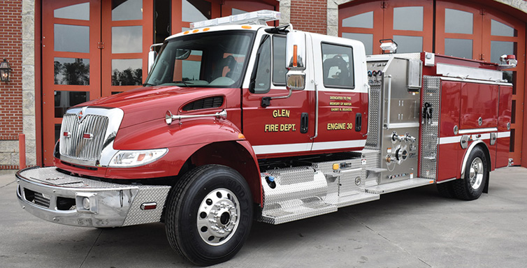 Ferrara—Glen (MS) Fire Department top-mount pumper. International 4400 SBA cab and chassis; Cummins ISL9 350-hp engine; Hale Qflo Plus 1,250-gpm pump; 1,000-gallon polypropylene tank; Whelen 600 Halogen scene lights. Dealer: Mark Flowers, Ferrara Fire Apparatus Inc., Holden, LA.