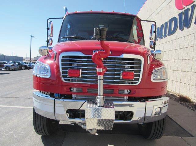 The front bumper on the Parshall pumper-tanker features an Elkhart Brass Sidewinder 500-gpm monitor that’s electronically controlled from the cab. 