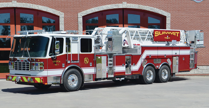 The Summit (NJ) Fire Department, a combination department, has a 100-foot straight midmount platform with a 10-foot 6-inch overall height. It carries a 40-foot extension ladder—seldom seen these days. Wildwood Crest has a similar rig; however it is a quint.