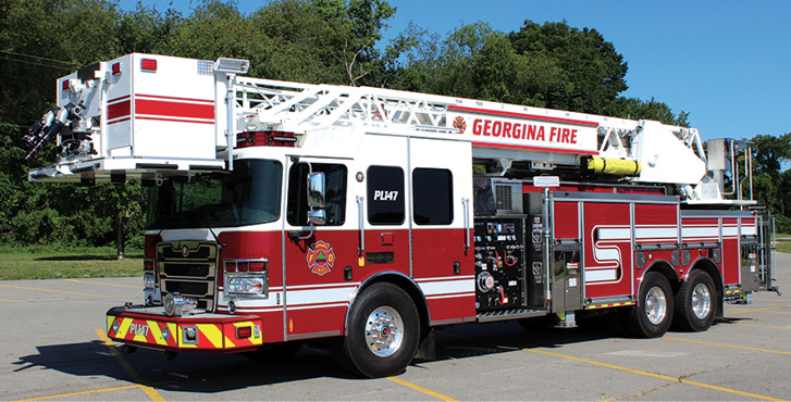 HME Ahrens-Fox—Georgina (Ontario, Canada) 104-foot aerial platform quint. Ahrens-Fox AF1 MFD xl cab with 12-inch notched roof and chassis; Cummins X15 600-hp engine; Ahrens-Fox stainless steel 1,750-gpm pump; UPF Poly 500-gallon water tank. Dealer: Dependable Emergency Vehicles, Brampton, Ontario, Canada.