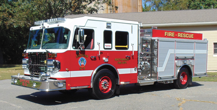 Spartan ER—South Orange (NJ) Fire Department pumper. Gladiator cab and chassis; Cummins X15 565-hp engine; Waterous CSU 1,500-gpm pump; Pro Poly 500-gallon polypropylene water tank; Akron Hi-Riser deck gun; TFT Blitzfire hand monitor; Spartan ER electric ladder rack. Dealer: Robert Cowan, Campbell Supply Company, South Brunswick, NJ. (Photo by John M. Malecky.)