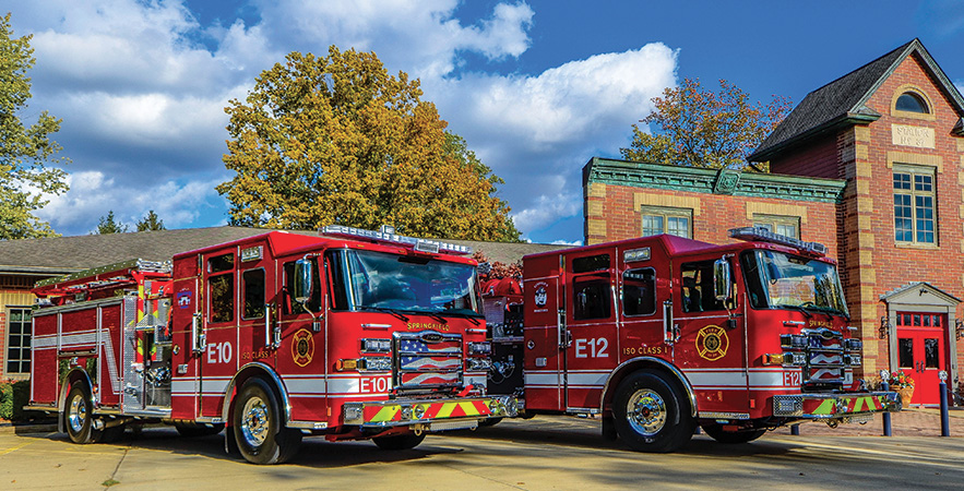 Pierce—Springfield (IL) Fire Department, pumpers (2). Enforcer 8410 cabs and chassis; Cummins L9 450-hp engines; Waterous CSU 1,500-gpm pumps; UPF Poly 1,000-gallon water tanks. Dealer: Mike Yurgec, Global Emergency Products, Aurora, IL.