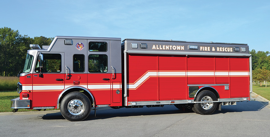 VT Hackney—Allentown (PA) Fire Department heavy rescue. Spartan Metro Star cab and chassis; Cummins L9 450-hp engine; 19-foot 11-compartment walk-around rescue body with pinch-drop frame construction; Onan 25-kW generator; Whelen LED NFPA warning lights package; Federal Signal rearview color camera with night vision. Dealer: Earl Spangler, VT Hackney Inc., Washington, NC.