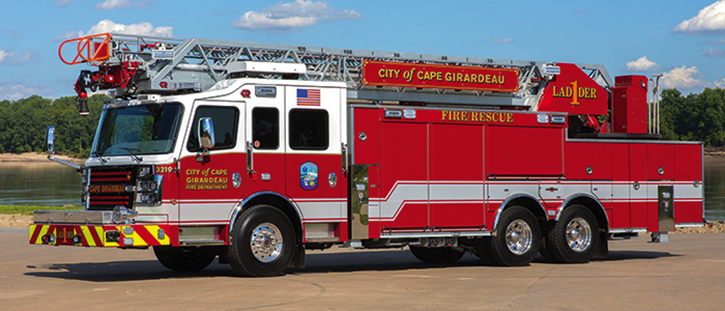 This 109-foot Viper aerial, part of a six-rig order for the four-station Cape Girardeau (MO) Fire Department does not have a pump or booster tank. Its ground ladder complement includes a long extension ladder with Bangor poles—an oddity but still a necessity on some of today’s ladder trucks. Compartment doors are a mixture of roll-ups and hinged. 