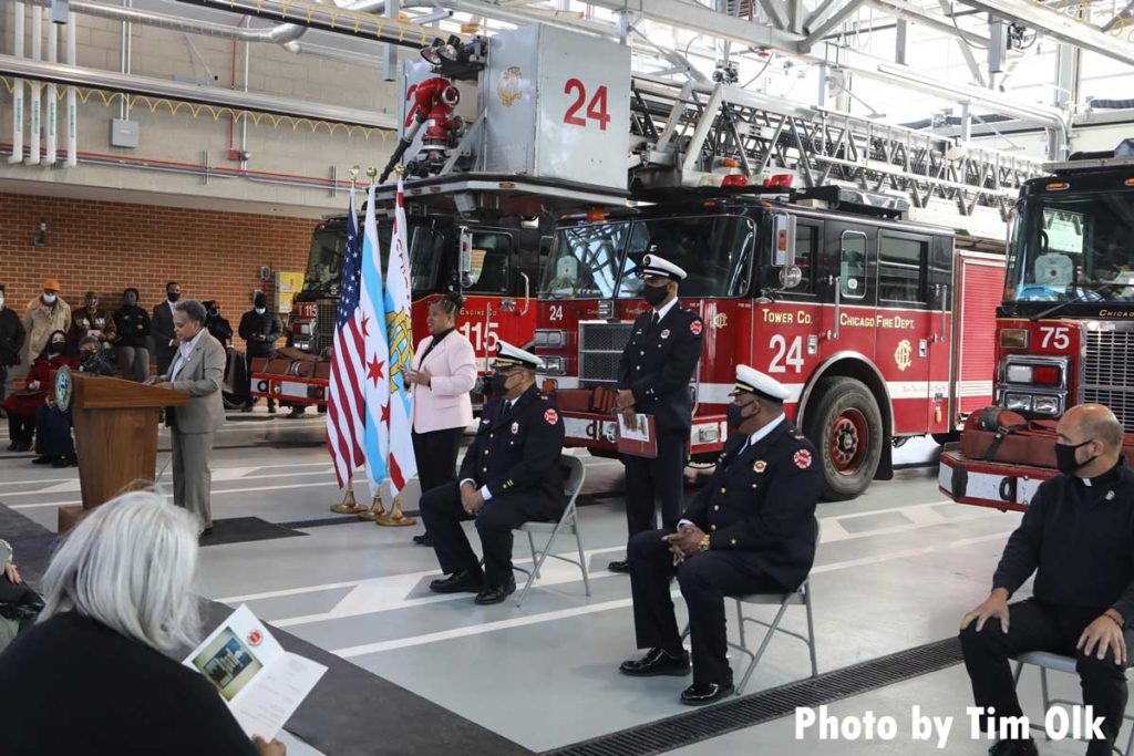 Chicago mayor and dignities at ribbon cutting for Chicago Fire Department Engine Company 115