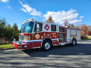 Paterson (NJ) Fire Department had Ferrara build it three side-mount pumpers on Cinder chassis and cabs with seating for five firefighters. (Photos courtesy of Firefighter One)